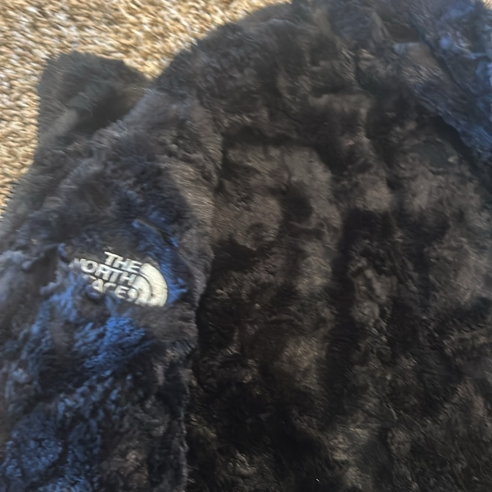 Reversible mossbud north face girls black jacket - Picture 3 of 3